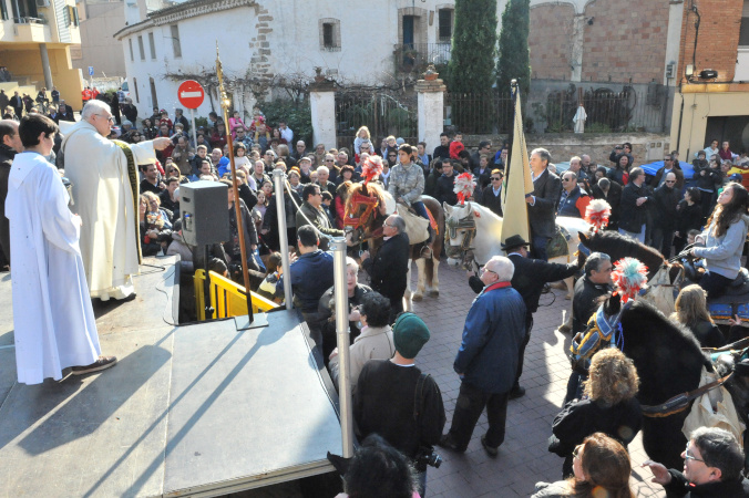 TRES TOMBS 2014