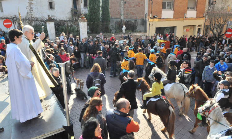 TRES TOMBS 2014